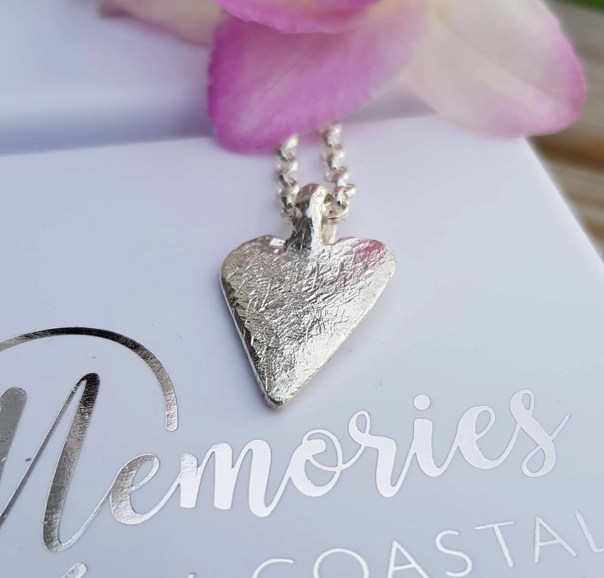 Ashes into Silver 'Endless Love Heart' Belcher Necklace