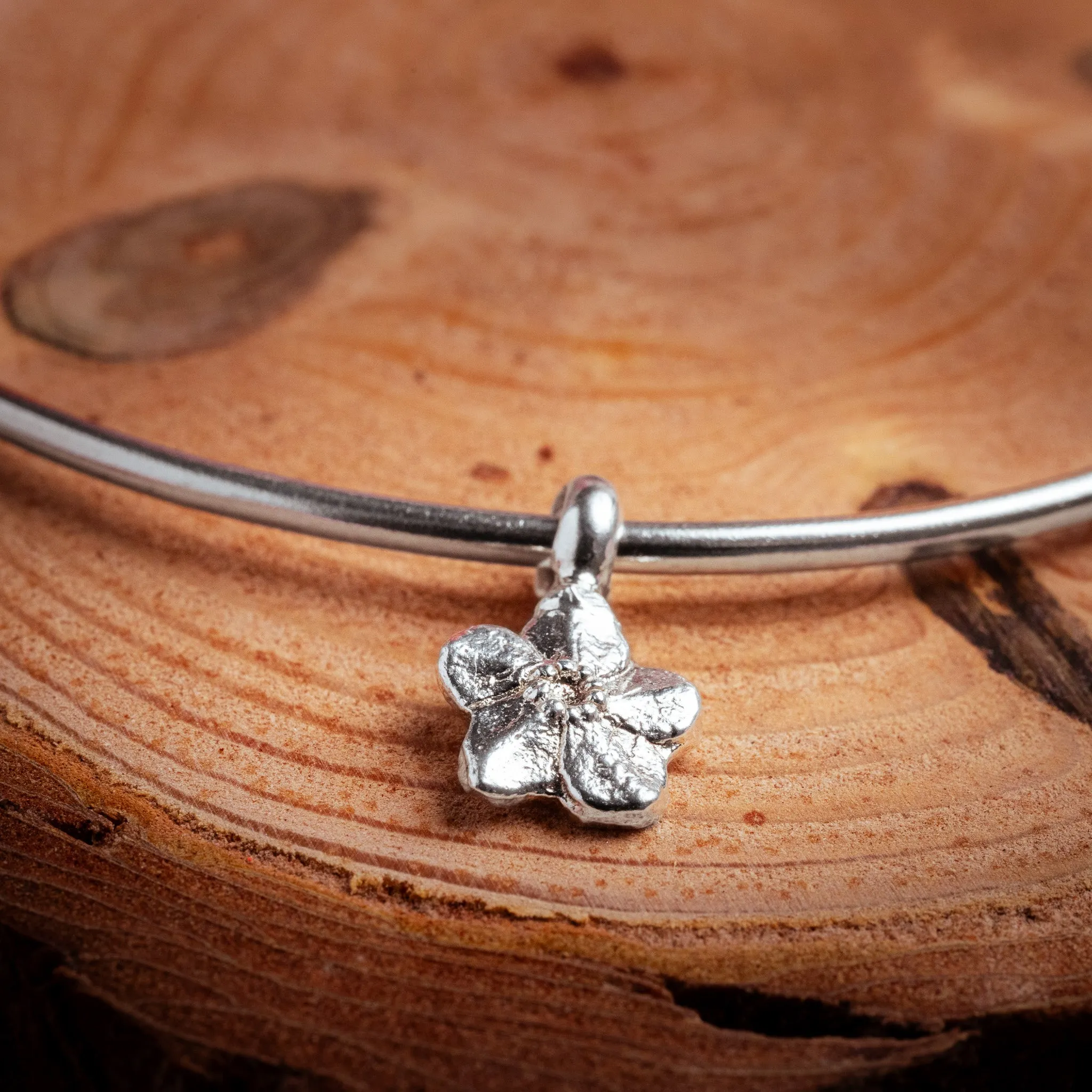 Ashes Into Silver 'Forget Me Not' Bangle
